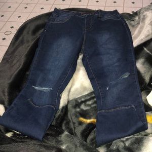 Skinny jeans dark color